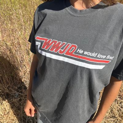 NEW! | VINTAGE WWJD "SKATER" COMFORT COLOR TEE | PEPPER