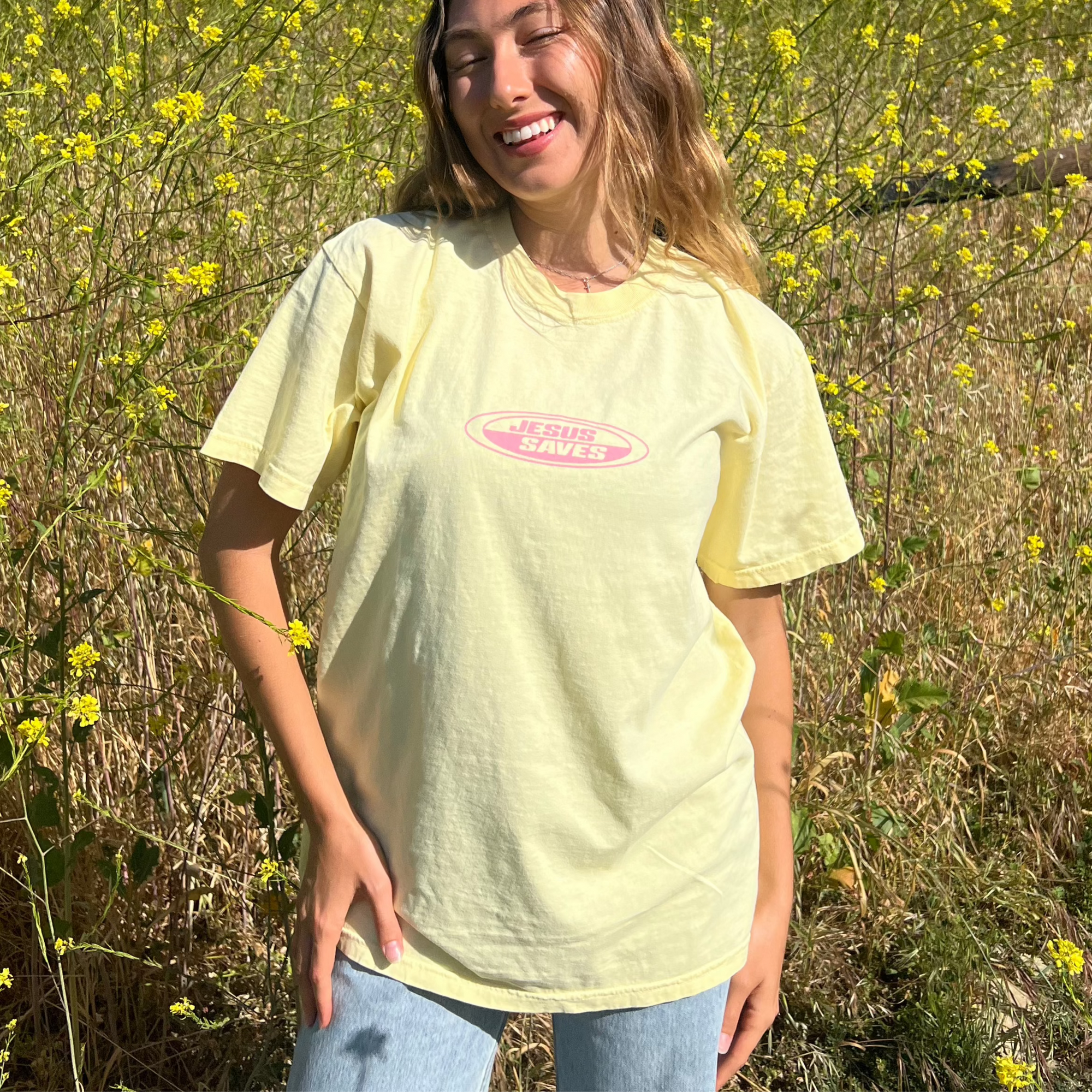 NEW! | "JESUS SAVES" RETRO COMFORT COLOR TEE | YELLOW