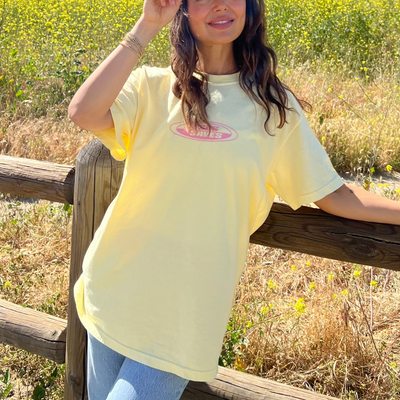 NEW! | "JESUS SAVES" RETRO COMFORT COLOR TEE | YELLOW