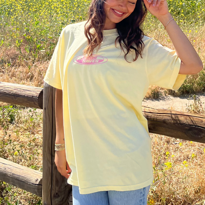 NEW! | "JESUS SAVES" RETRO COMFORT COLOR TEE | YELLOW