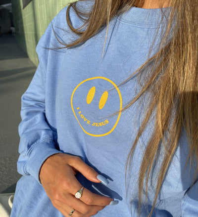 LIMITED! | SMILEY "I LOVE JESUS" | CREWNECK | CAROLINA BLUE