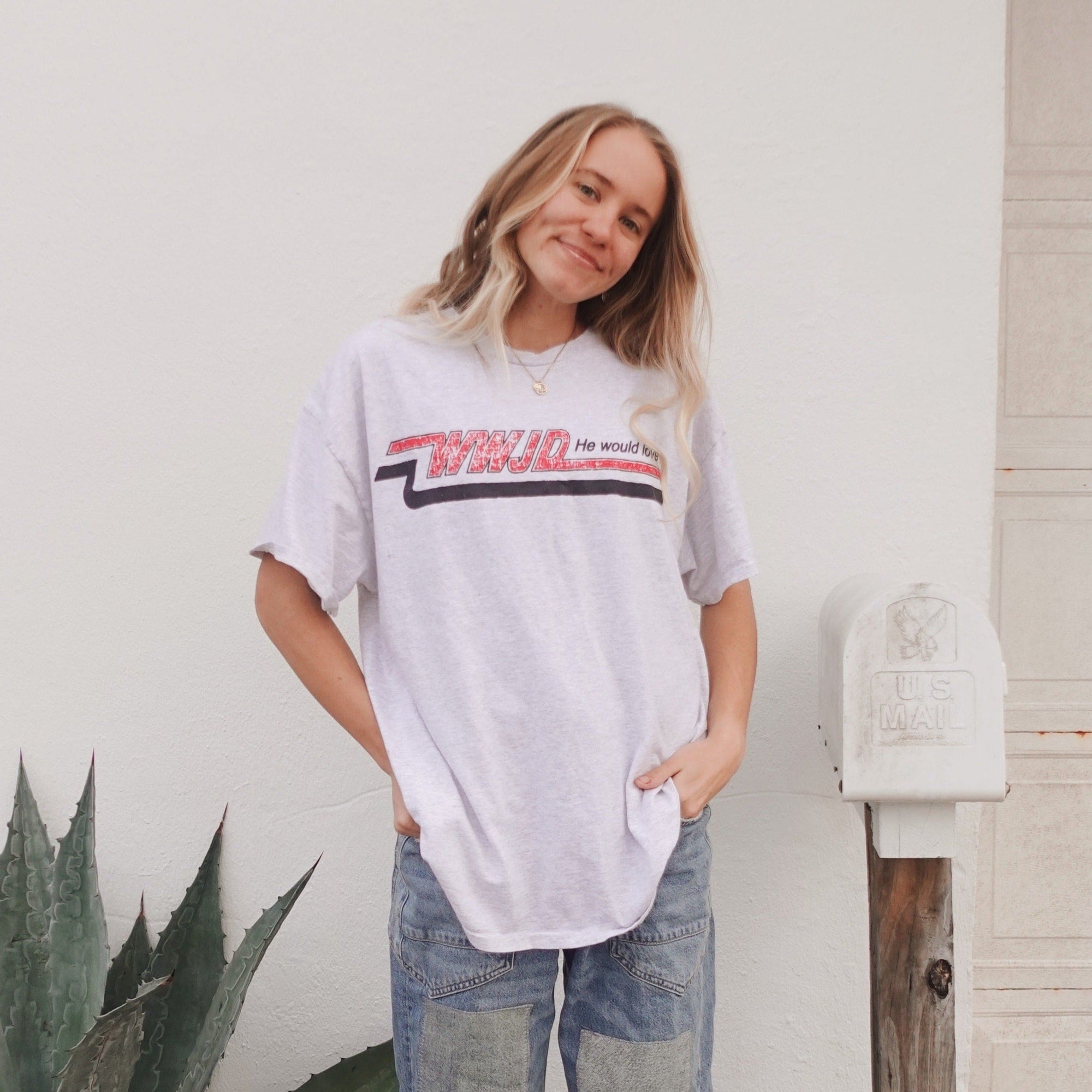 WWJD VINTAGE "SKATER" TEE | ASH